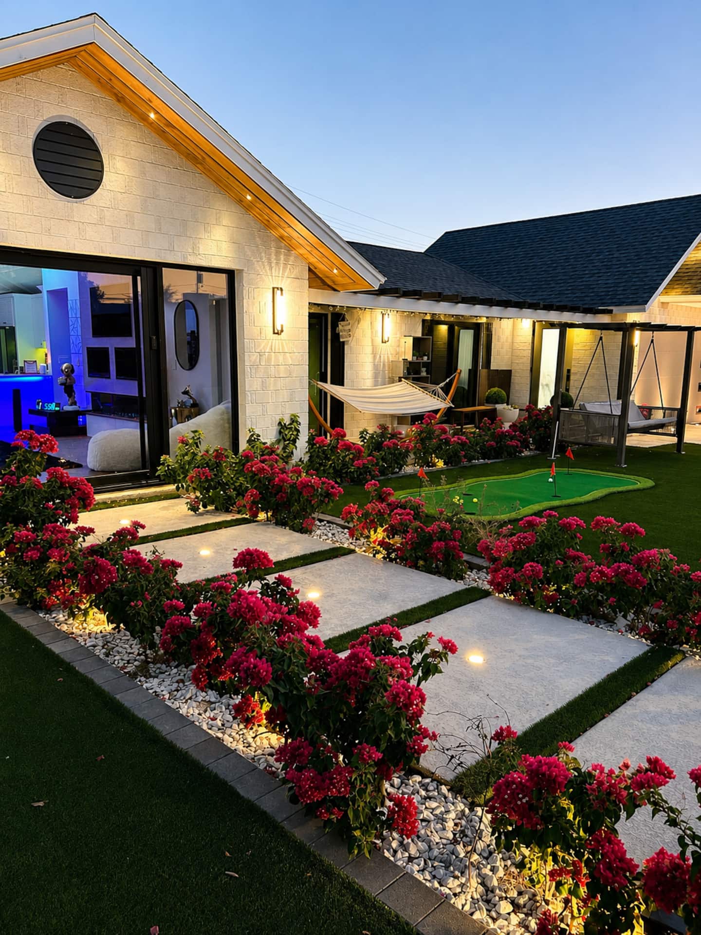 RO House Rancho Vista private vacation home in Scottsdale